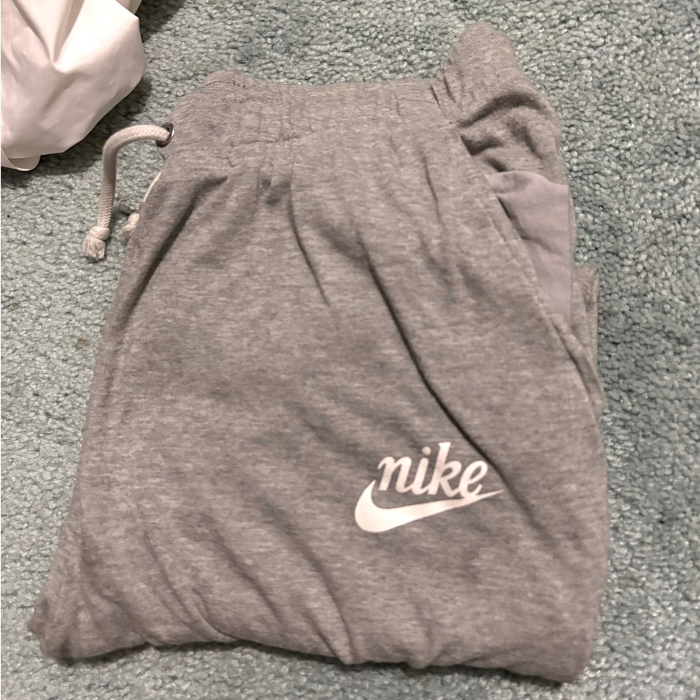 Nike woman’s Gray Jogger Pants
